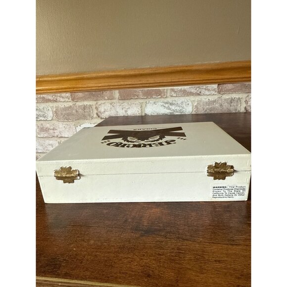 Jericho Hand Made Cigar Wooden Box With Metal Clasp For Storage - Picture 6 of 16